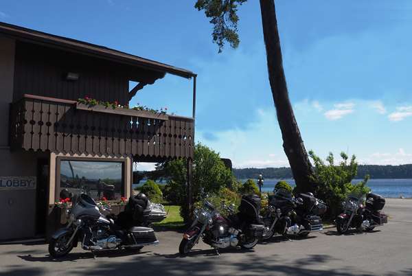 Exterior view - Ramada Inn Campbell River