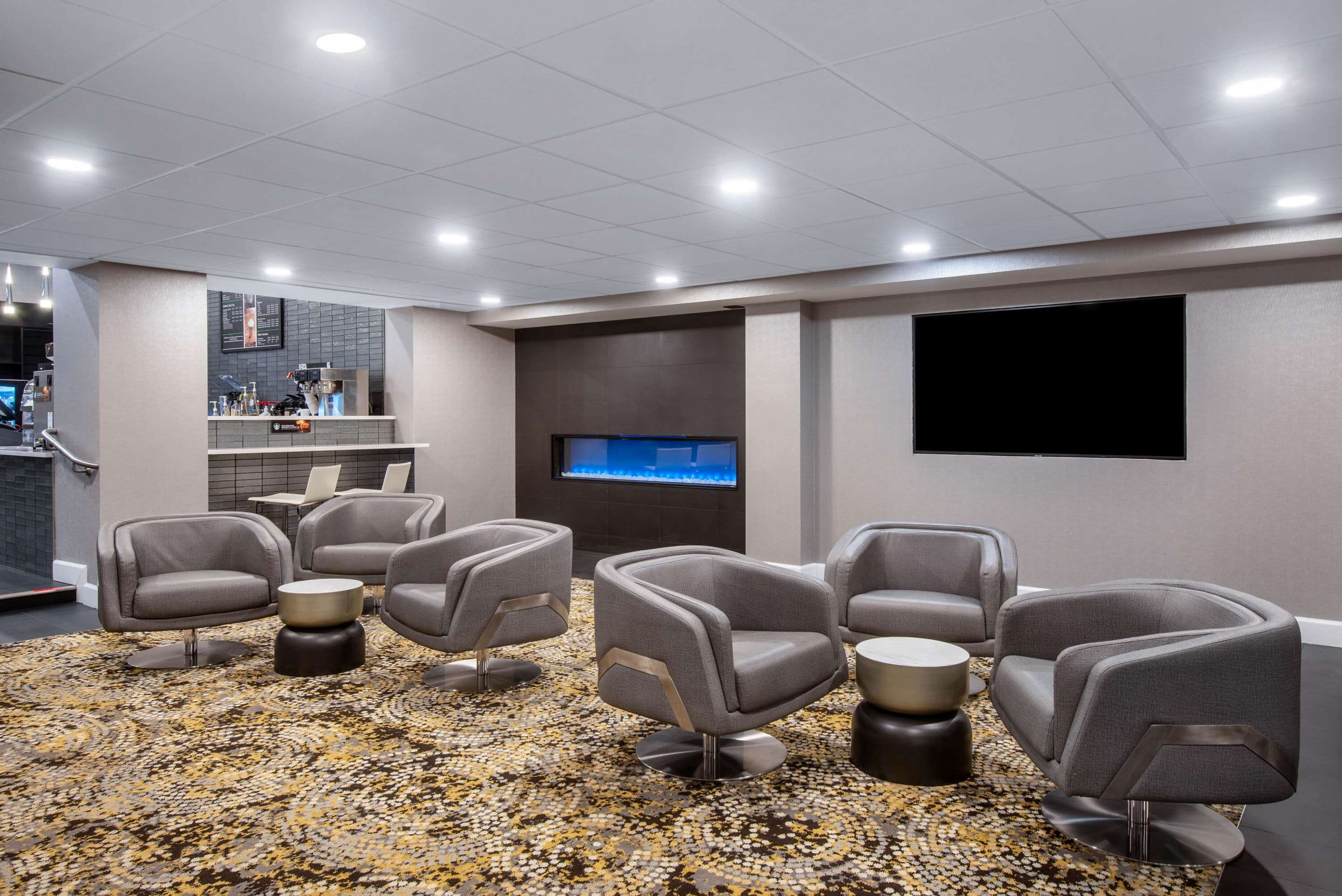 Lobby | Wyndham Lancaster Resort & Convention Center