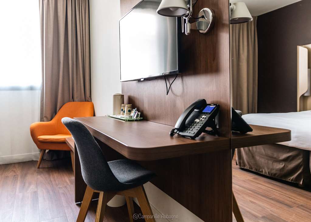CAMPANILE MARSEILLE EST - AUBAGNE-guestroom-Guest Room,Guest Room Amenity,On-Site.jpg
