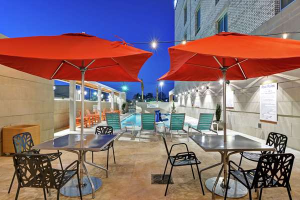 Pool - Home2 Suites by Hilton West Ashley Charleston