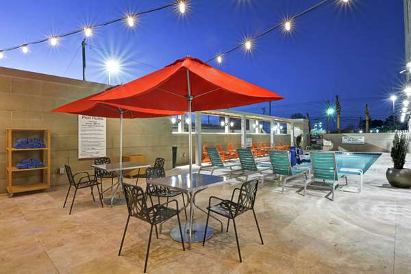 Pool - Home2 Suites by Hilton West Ashley Charleston