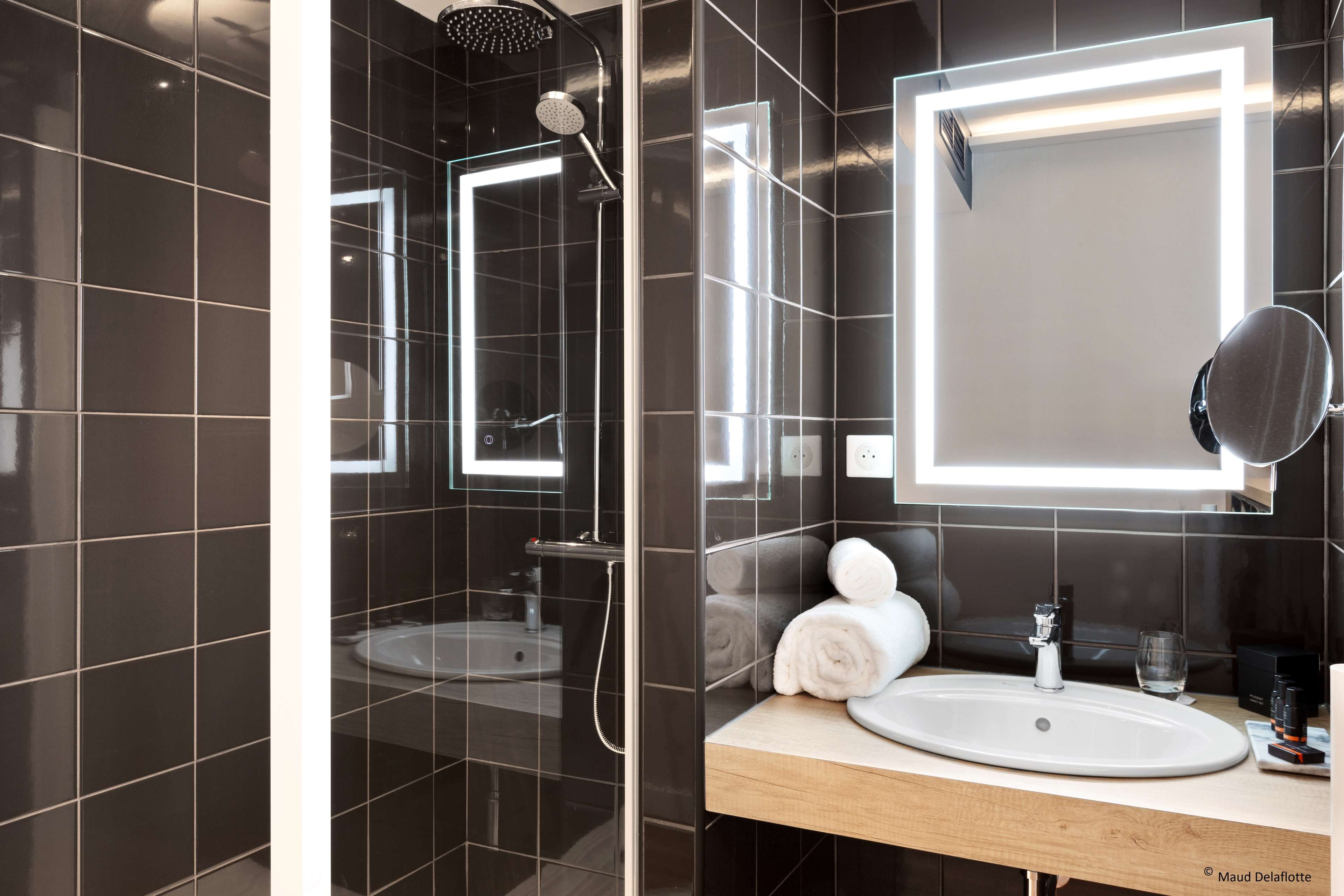 Aiden by Best Western T'aim Hotel Compi Room Type - Suite-1 King Bed, Non-Smoking, Executive Room, Twin On Request, Connecting Room On Request