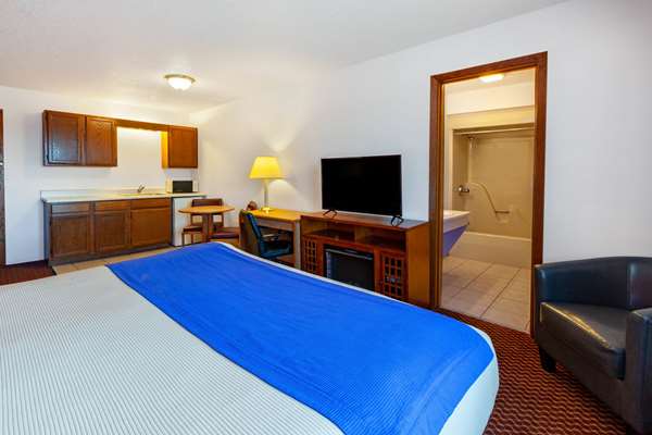  - Travelodge Escanaba