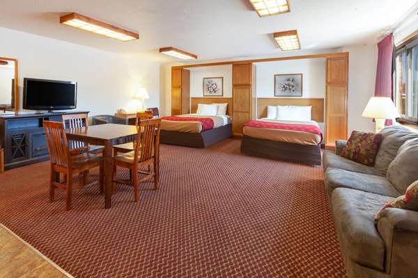  - Travelodge Escanaba