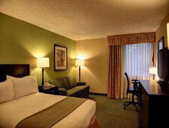  - Ramada Hotel Airport Shreveport - I-20, Exit 10