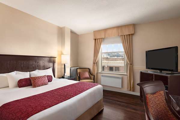  - Plaza Hotel Kamloops