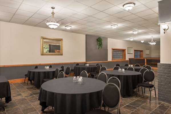  - Plaza Hotel Kamloops