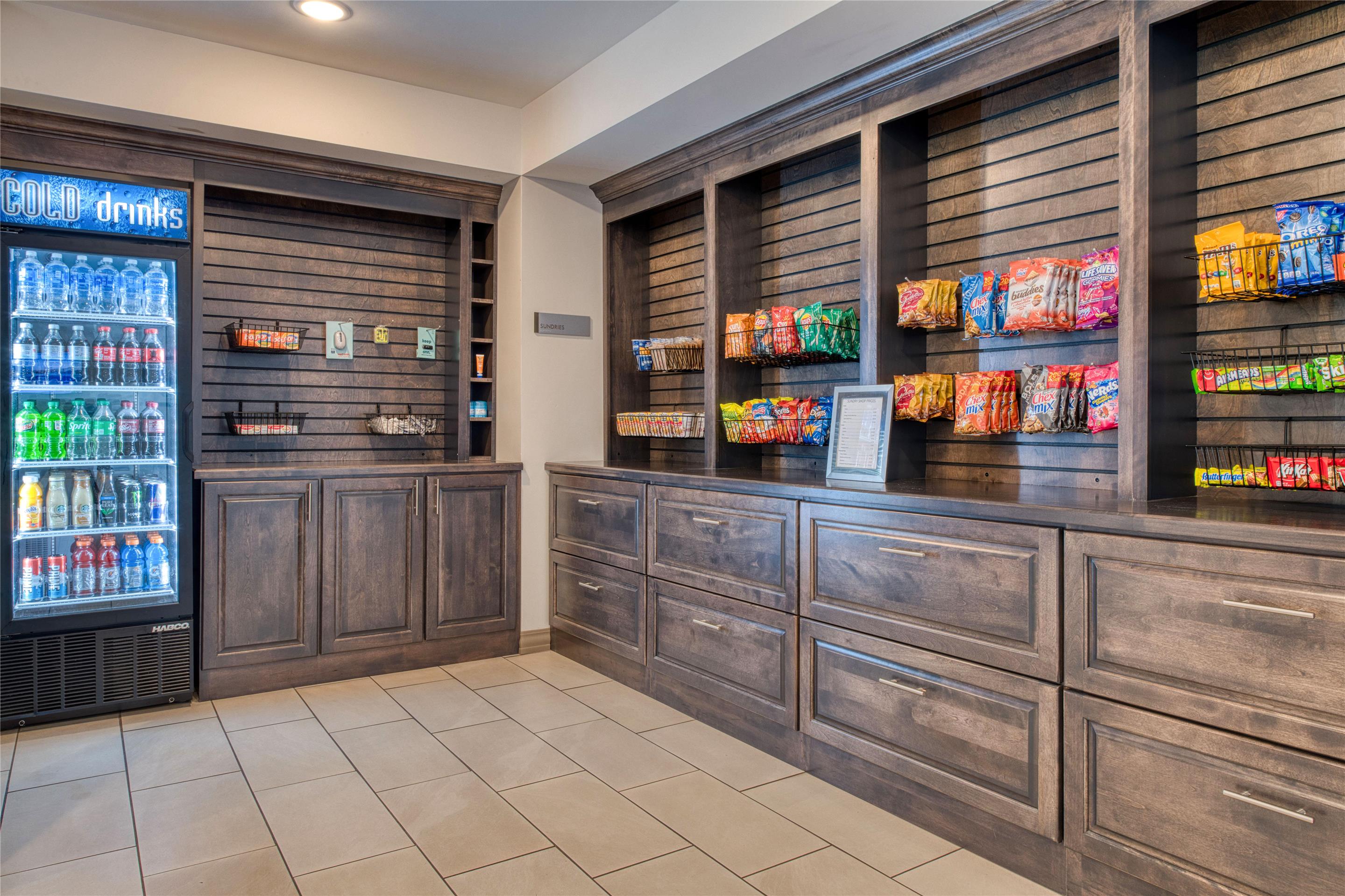 Sundry Shop | Best Western Plus Saint Peter