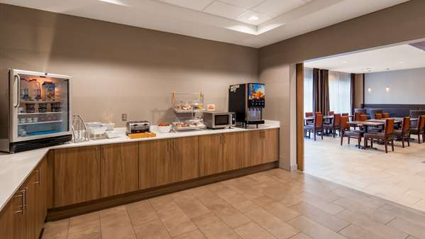 Amenities - Best Western Plus La Crescent Hotel