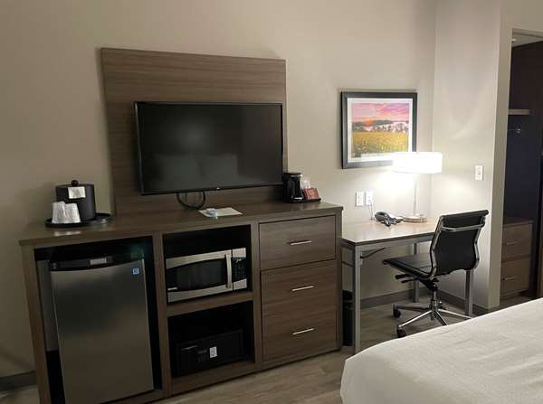  - Best Western Plus La Crescent Hotel