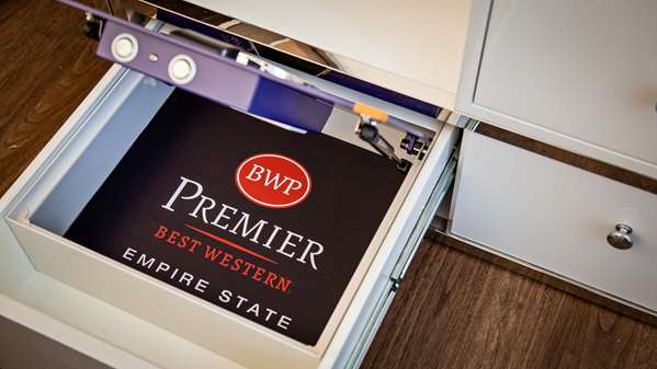  - Best Western Premier Empire State Hotel