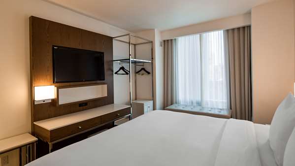  - Best Western Premier Empire State Hotel