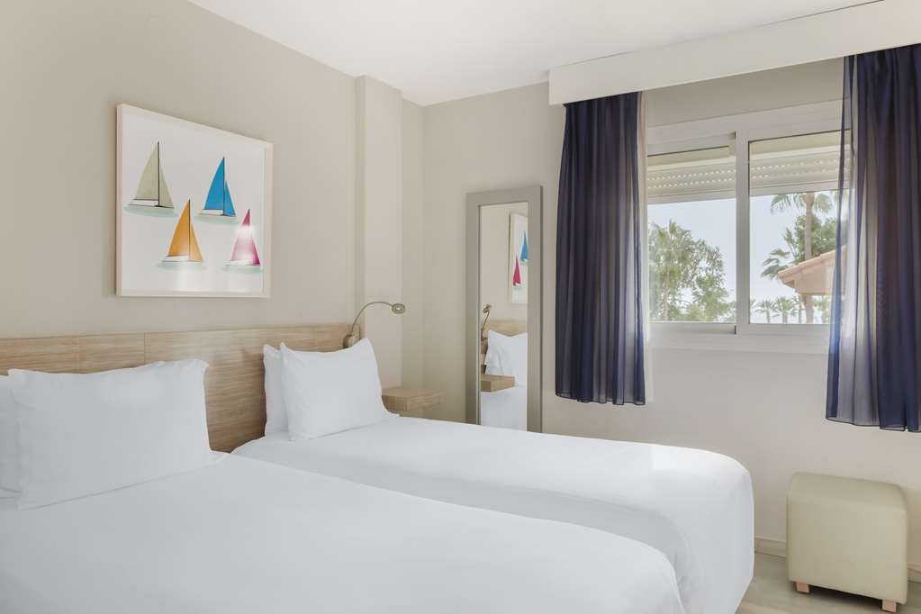 LOS AMIGOS BEACH CLUB BY DIAMOND-guestroom-Guest Room,On-Site.jpg