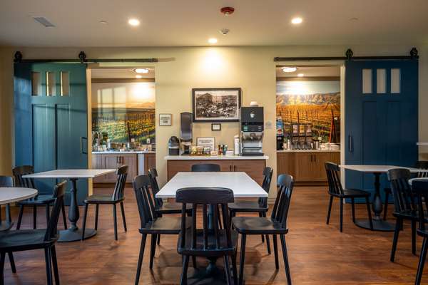 Restaurant - Agrarian Hotel Arroy Grande