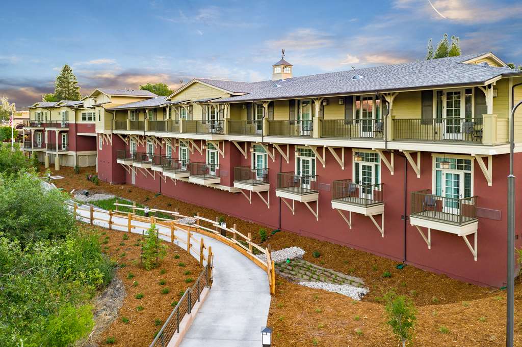 The Agrarian Hotel, BW Signature Coll