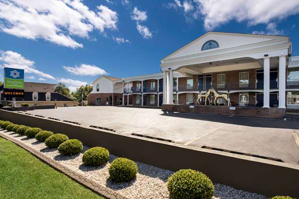 Exterior view - SureStay Hotel by Best Western General Nelson Bardstown