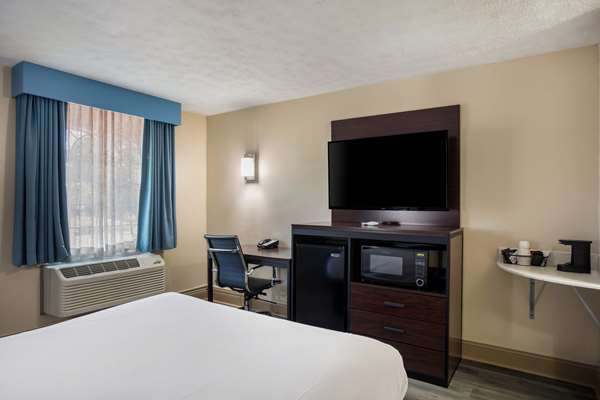  - SureStay Hotel by Best Western General Nelson Bardstown