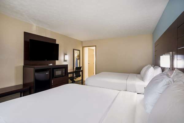  - SureStay Hotel by Best Western General Nelson Bardstown