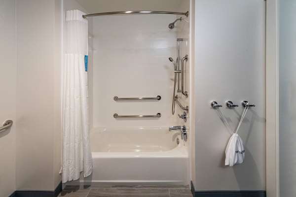  - Hampton Inn Snellville