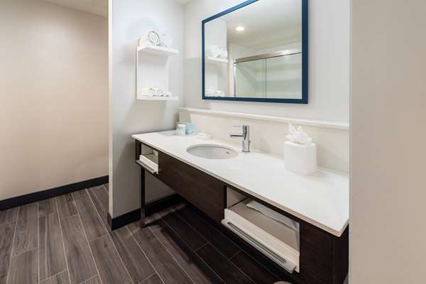  - Hampton Inn Snellville