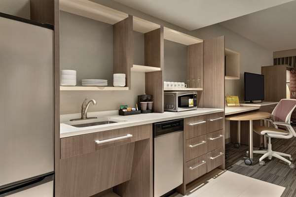  - Home2 Suites by Hilton Chicago River North