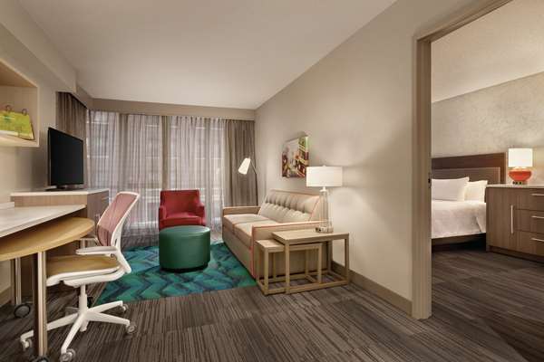  - Home2 Suites by Hilton Chicago River North