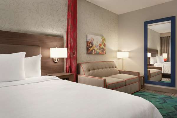 - Home2 Suites by Hilton Chicago River North