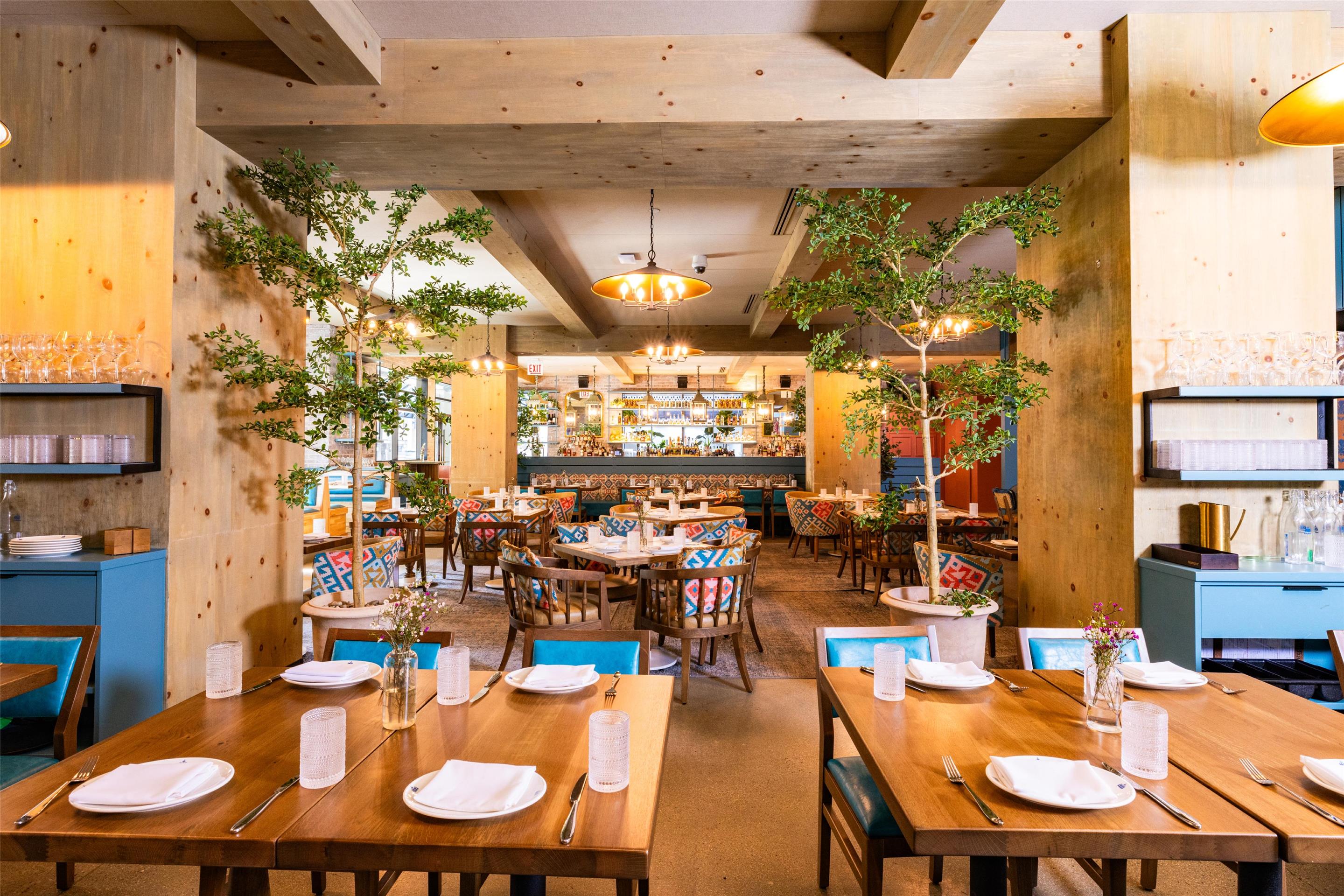Restaurant | Home2 Suites by Hilton Chicago River North