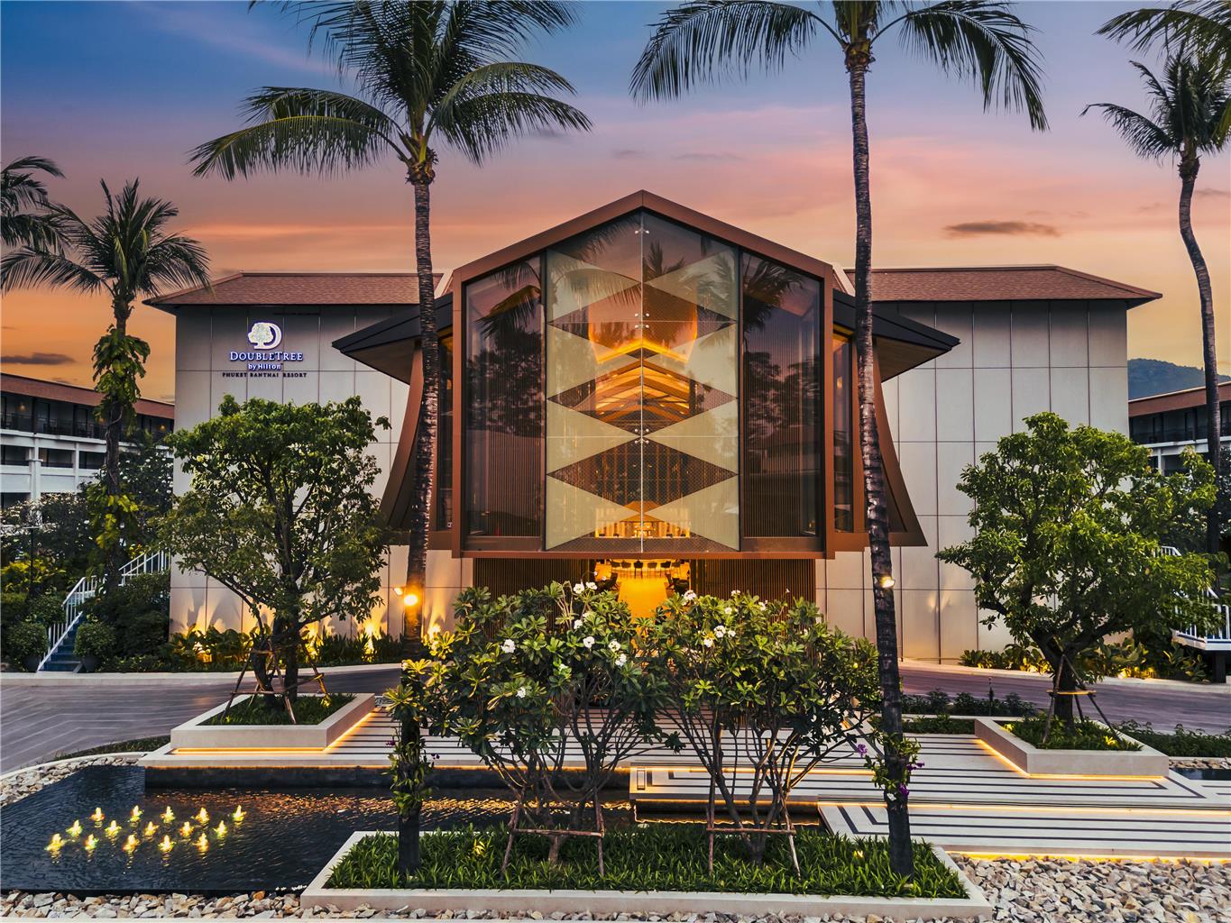 DoubleTree by Hilton Phuket Banthai