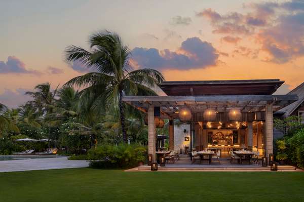 WALDORF ASTORIA MALDIVES - Photo 15