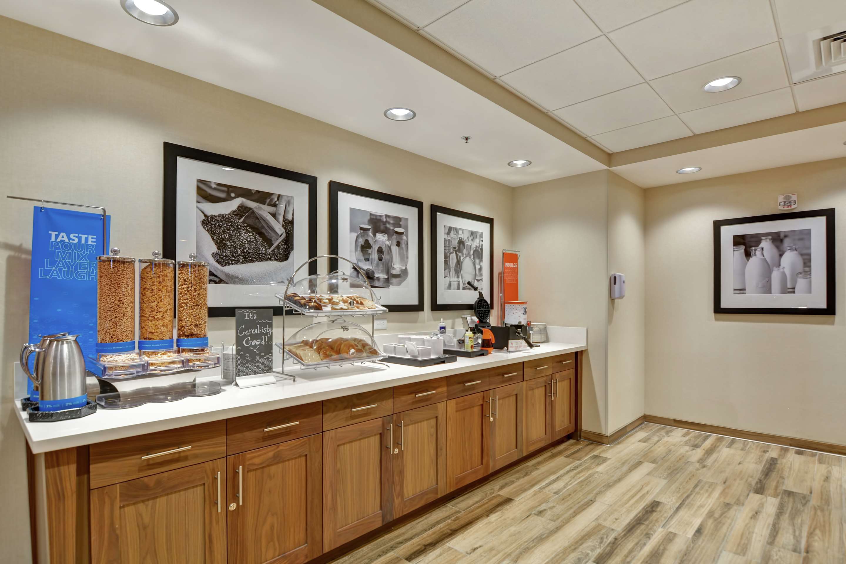 Restaurant | Hampton Inn & Suites Tucson Marana