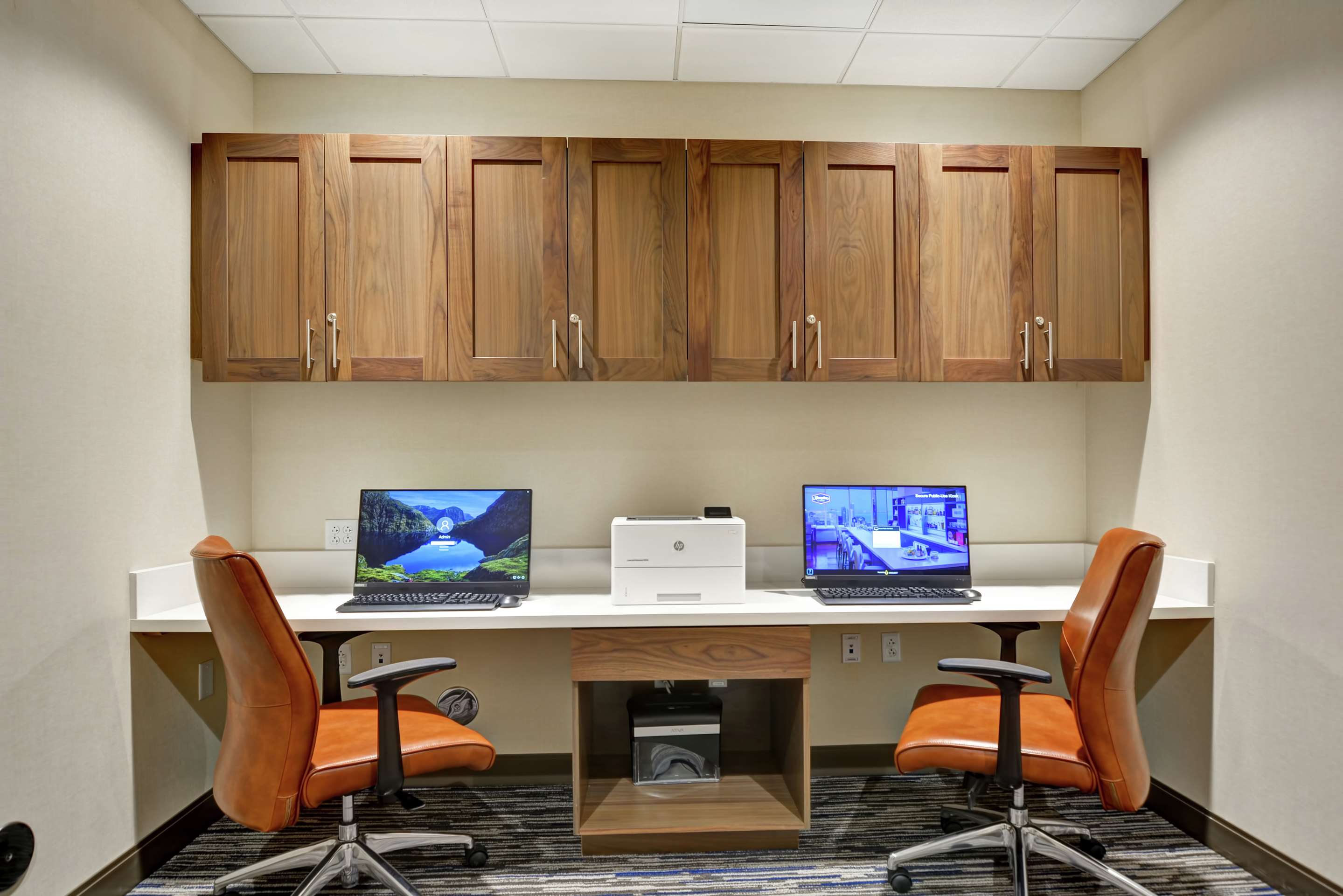 Business Center | Hampton Inn & Suites Tucson Marana