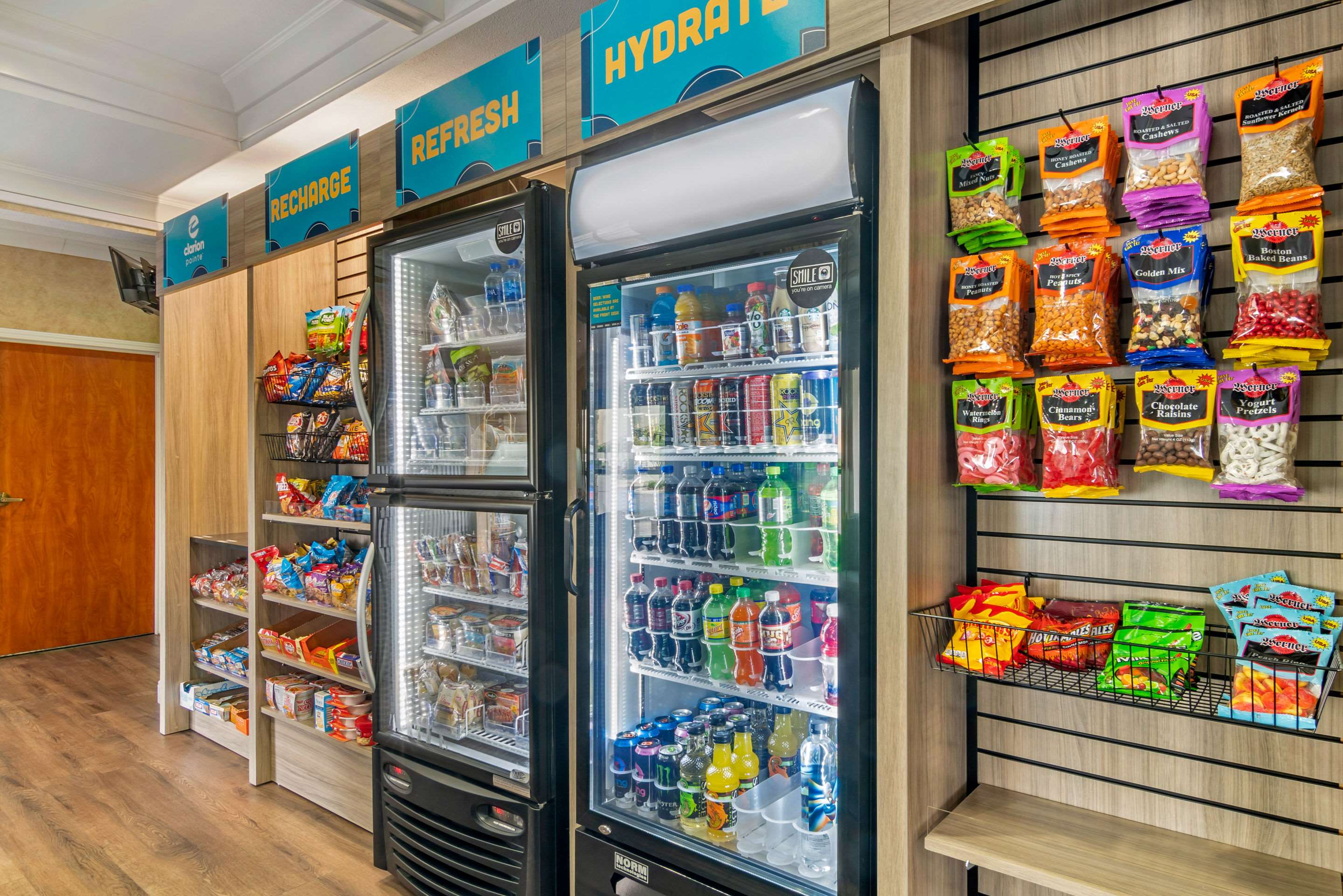 Hotel vending area | Clarion Pointe Medford