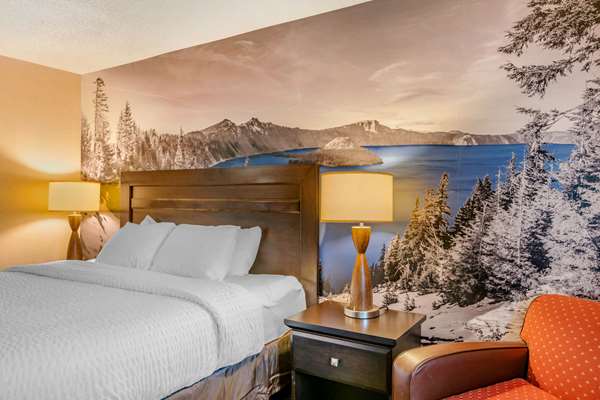  - Clarion Pointe Hotel Medford - I-5, Exit 27