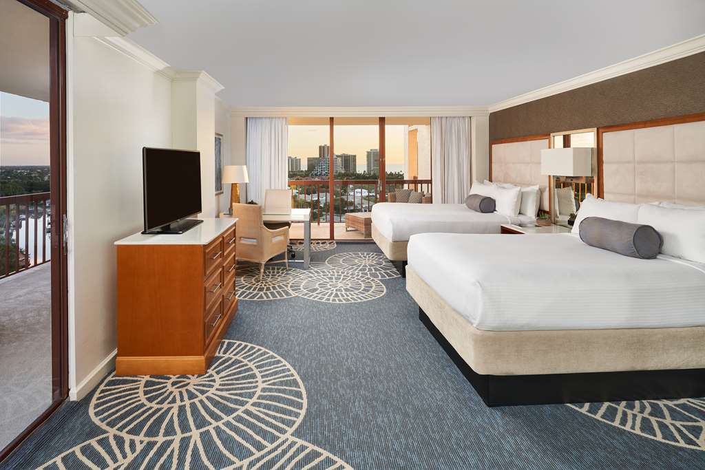 NAPLES GRANDE BEACH RESORT-guestroom-Guest Room,On-Site.jpg
