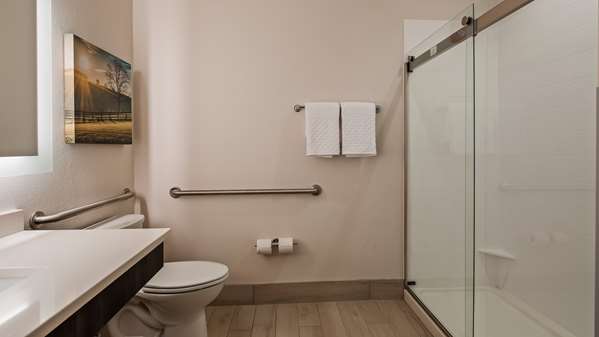  - Best Western Plus Inn & Suites Elizabethtown - I-65, Exit 94