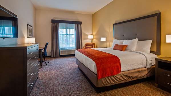  - Best Western Plus Inn & Suites Elizabethtown - I-65, Exit 94