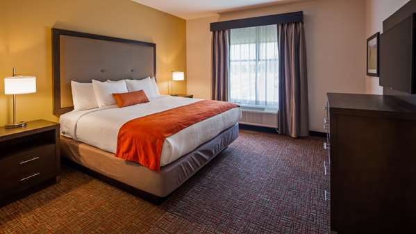  - Best Western Plus Inn & Suites Elizabethtown - I-65, Exit 94