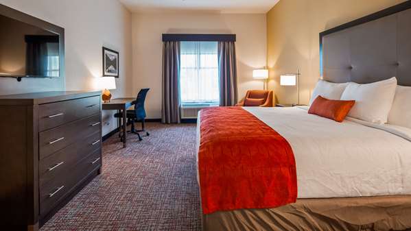  - Best Western Plus Inn & Suites Elizabethtown - I-65, Exit 94