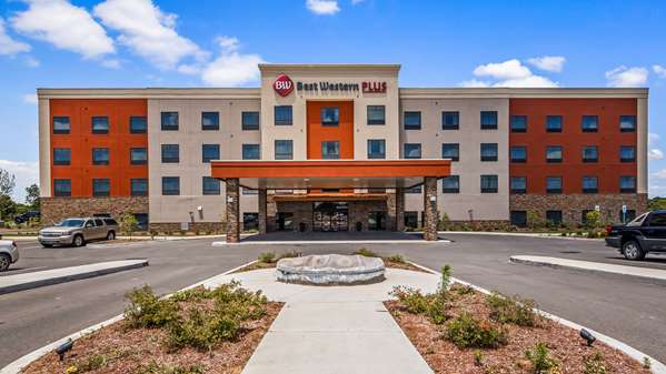 Exterior view - Best Western Plus Inn & Suites Elizabethtown - I-65, Exit 94