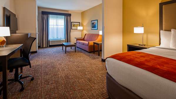 Suite - Best Western Plus Inn & Suites Elizabethtown - I-65, Exit 94