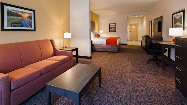 Suite - Best Western Plus Inn & Suites Elizabethtown - I-65, Exit 94