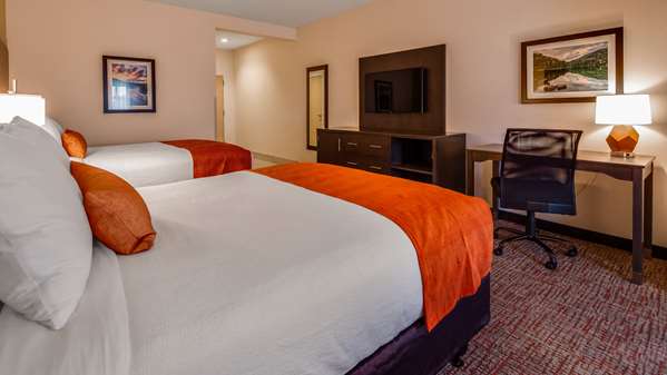  - Best Western Plus Inn & Suites Elizabethtown - I-65, Exit 94