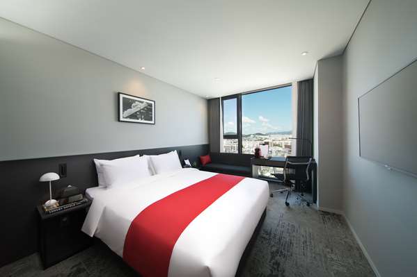 1 Double Bed, Non-Smoking, Deluxe Quality Room, Coffee Maker, High Speed Internet Access