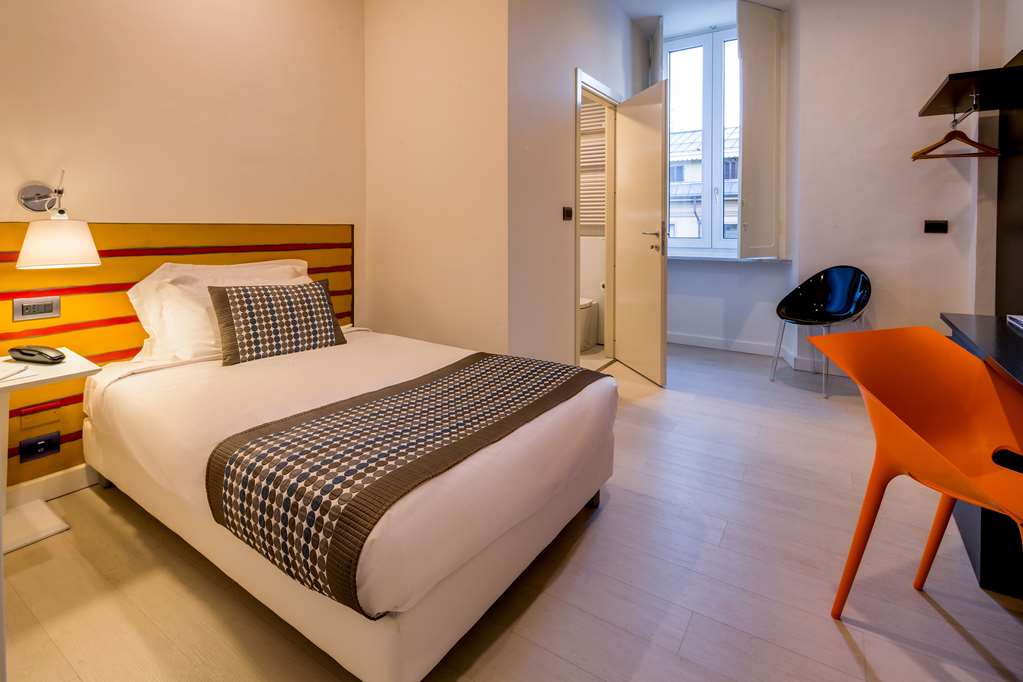 BW PLUS HOTEL ROYAL SUPERGA-guestroom-On-Site,Single Room.jpg