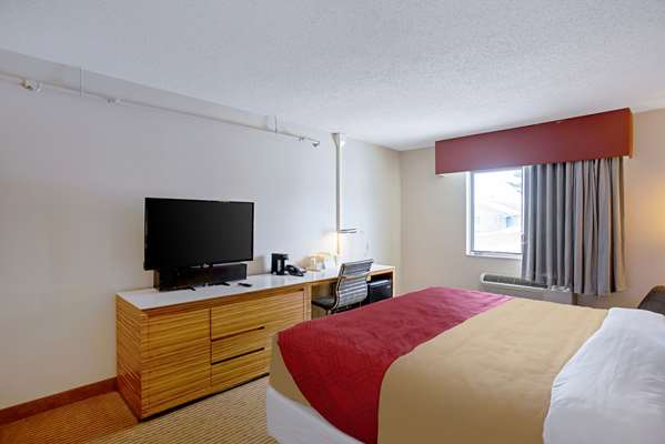  - Quality Inn Clinton