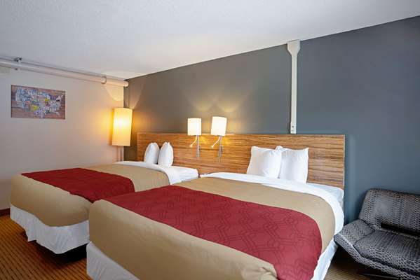  - Quality Inn Clinton
