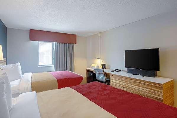  - Quality Inn Clinton