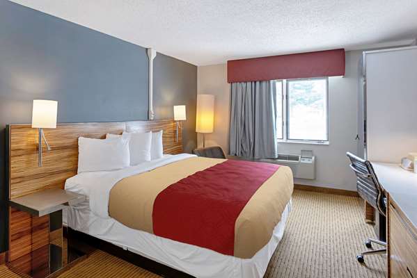  - Quality Inn Clinton