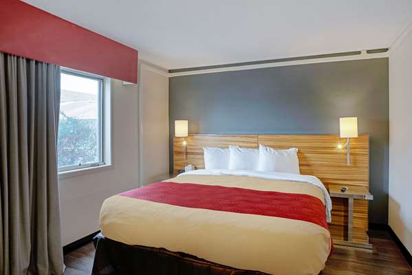 Suite - Quality Inn Clinton